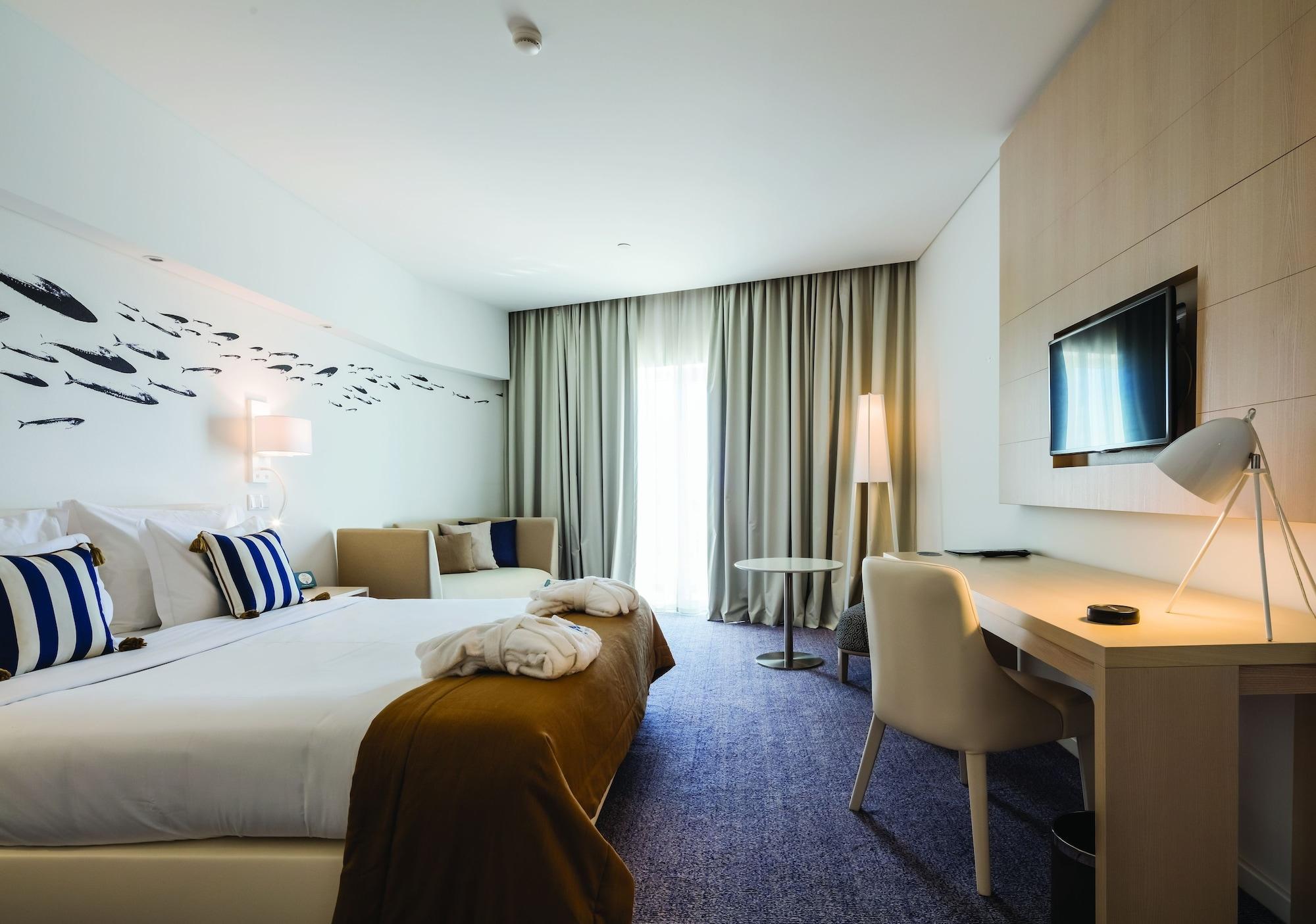Mh Peniche Hotel ภายนอก รูปภาพ