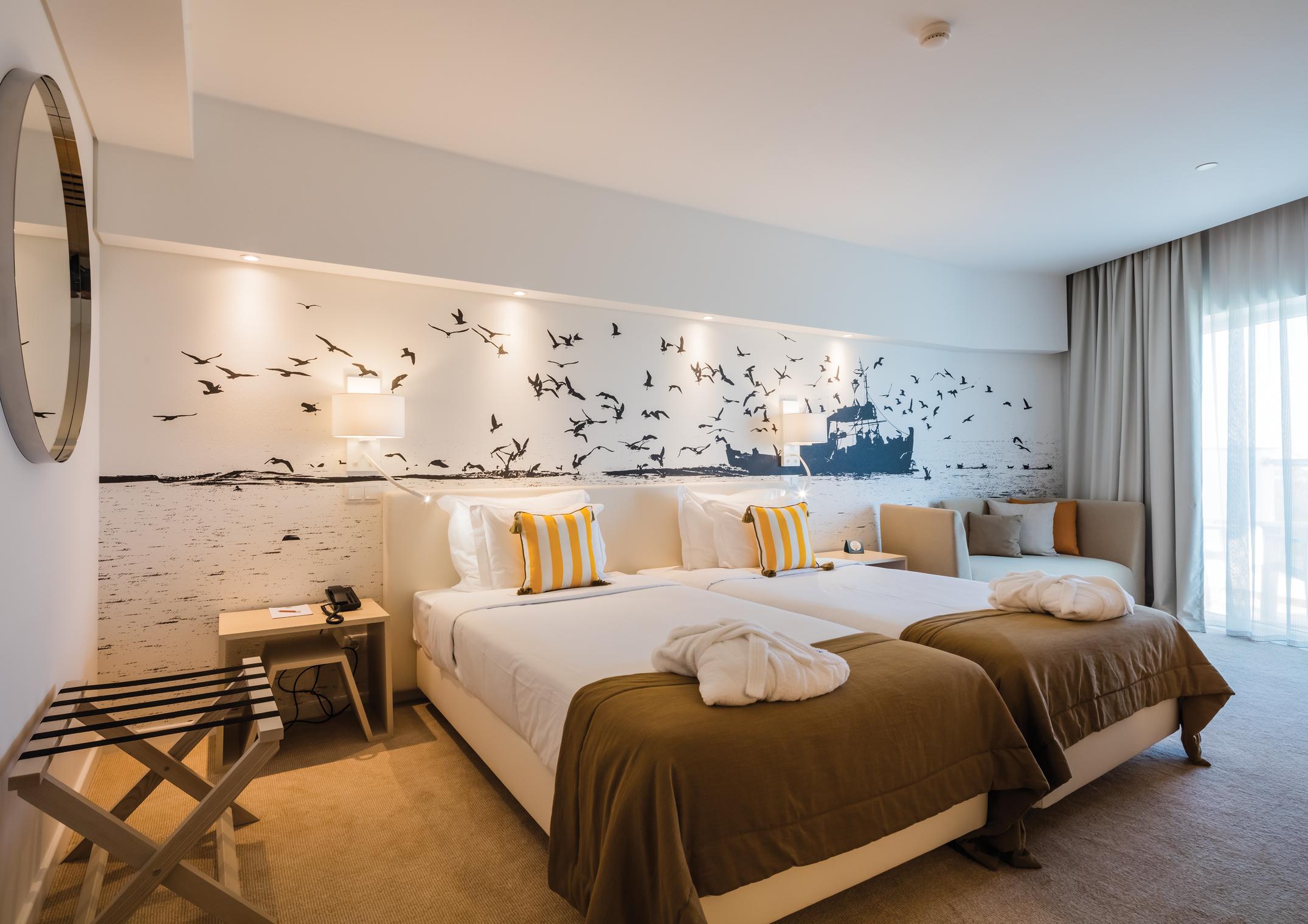 Mh Peniche Hotel ภายนอก รูปภาพ