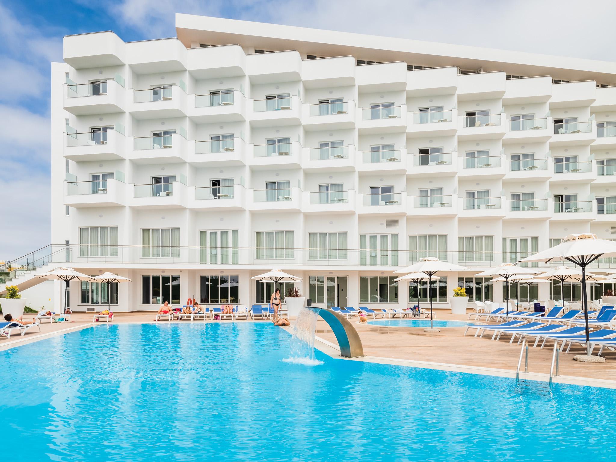 Mh Peniche Hotel ภายนอก รูปภาพ