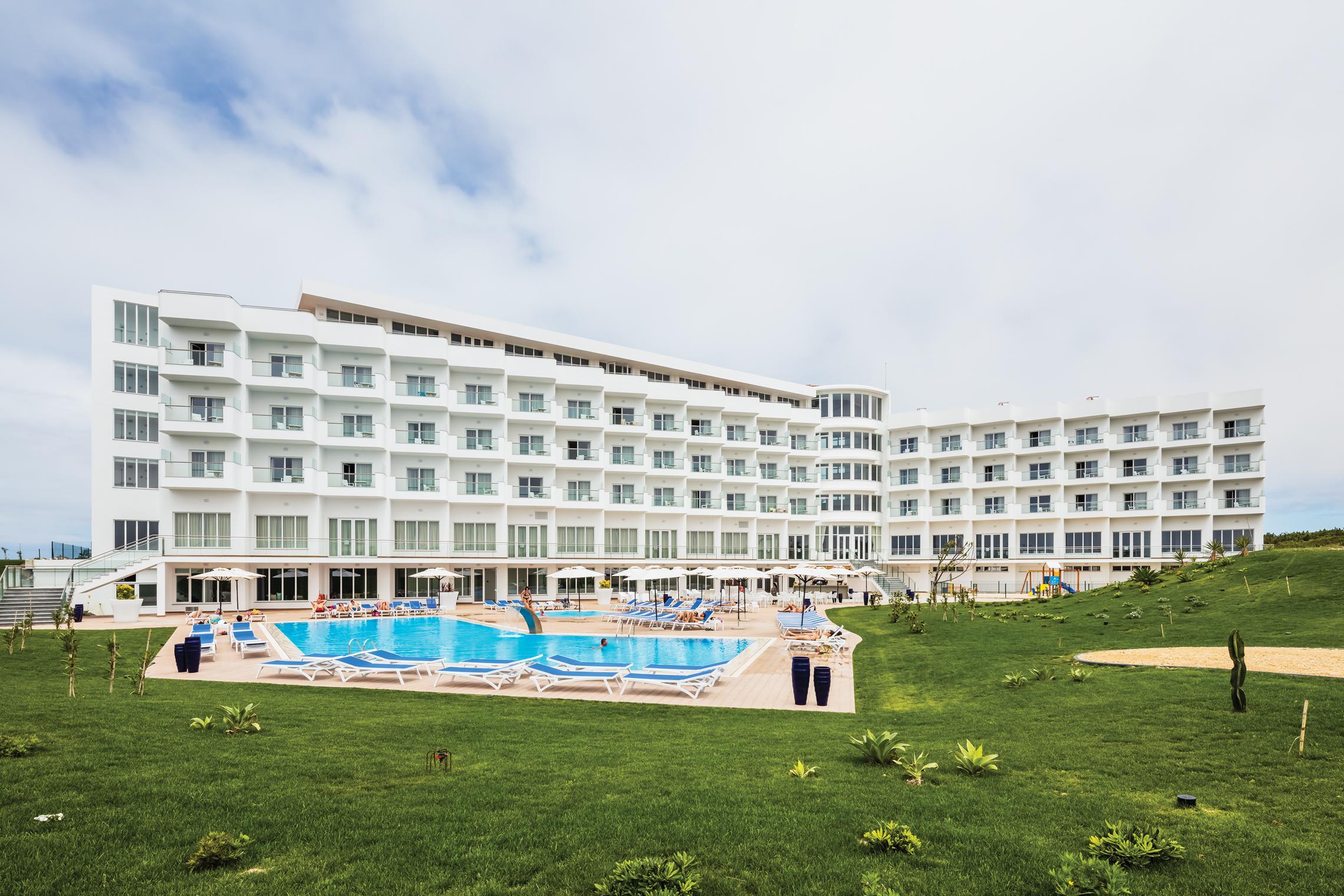 Mh Peniche Hotel ภายนอก รูปภาพ