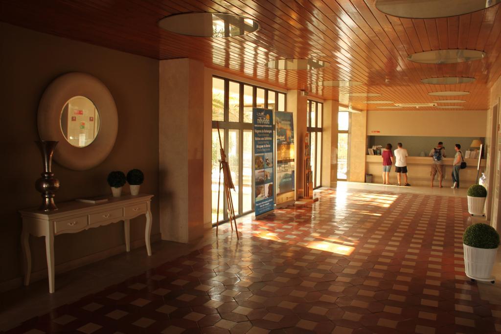 Mh Peniche Hotel ภายนอก รูปภาพ
