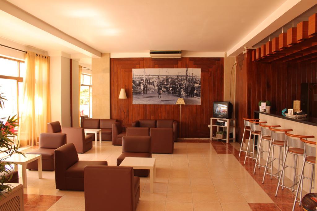 Mh Peniche Hotel ภายนอก รูปภาพ